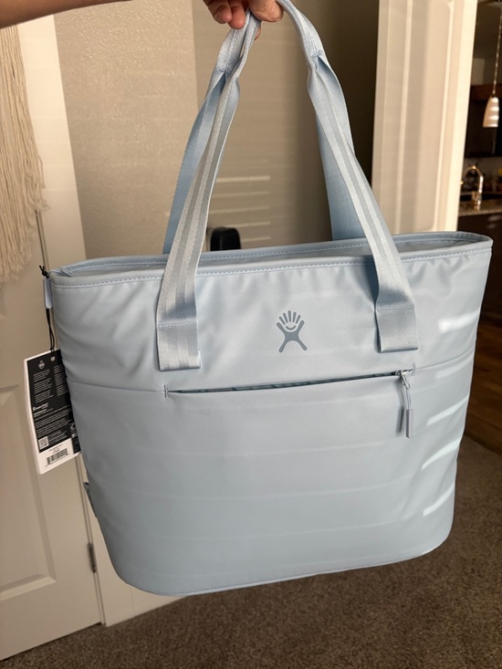 Hydro Flask Other - Hydro Flask Pale Blue 20 Liter Insulated Tote Zip Closer, Outside Zipper Storage
